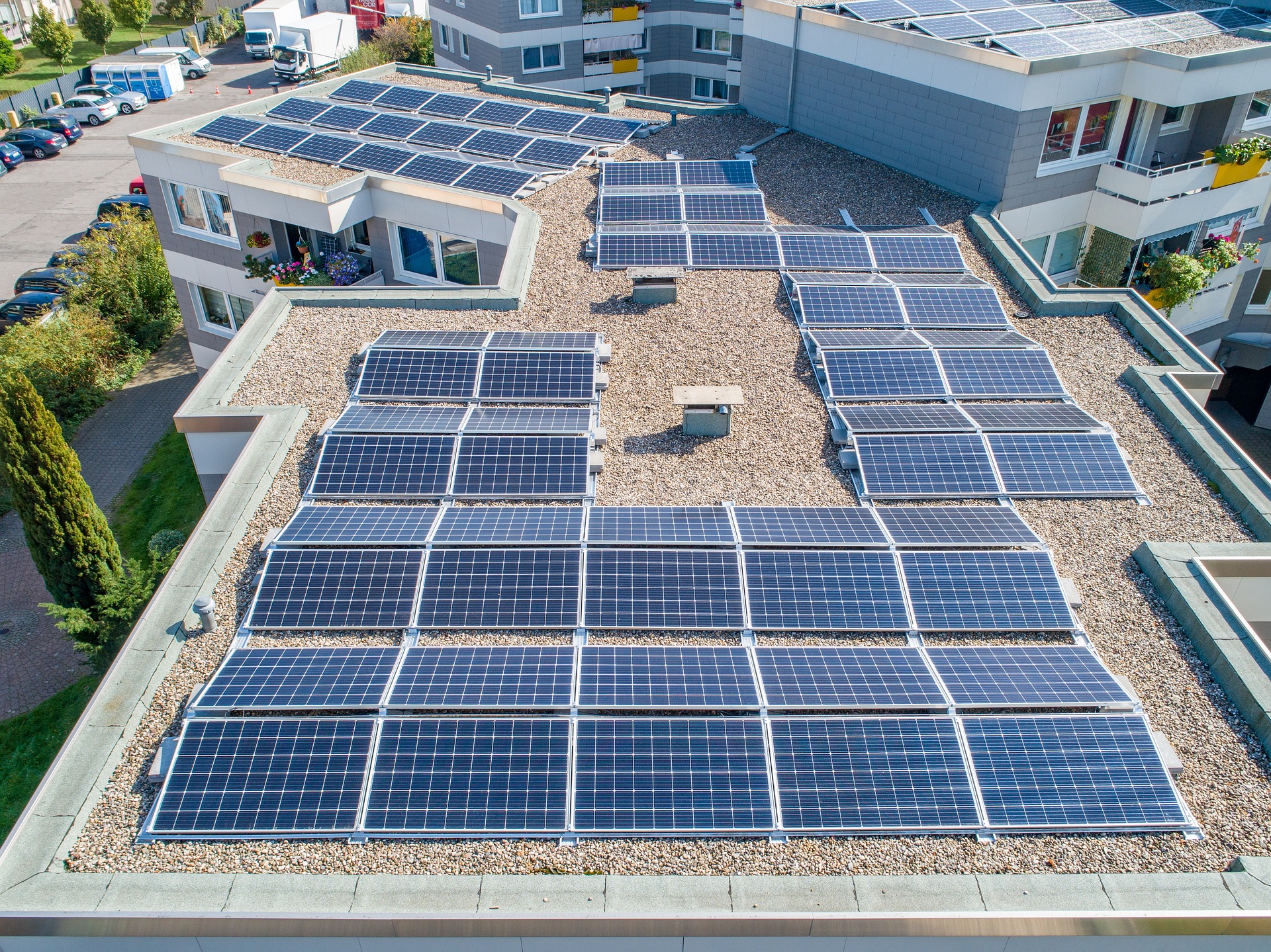 solar panels on flat roofs